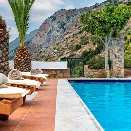 Leyla Luxury