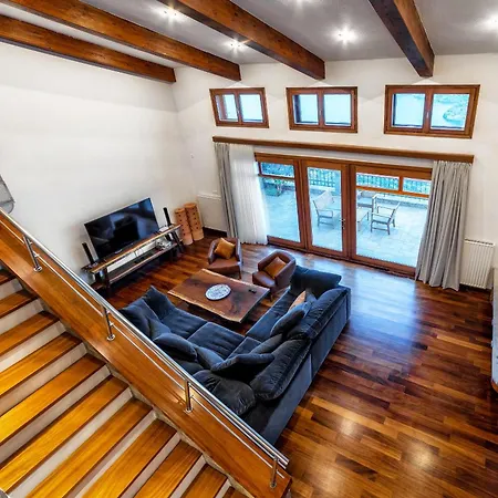 Leyla Luxury Villa *